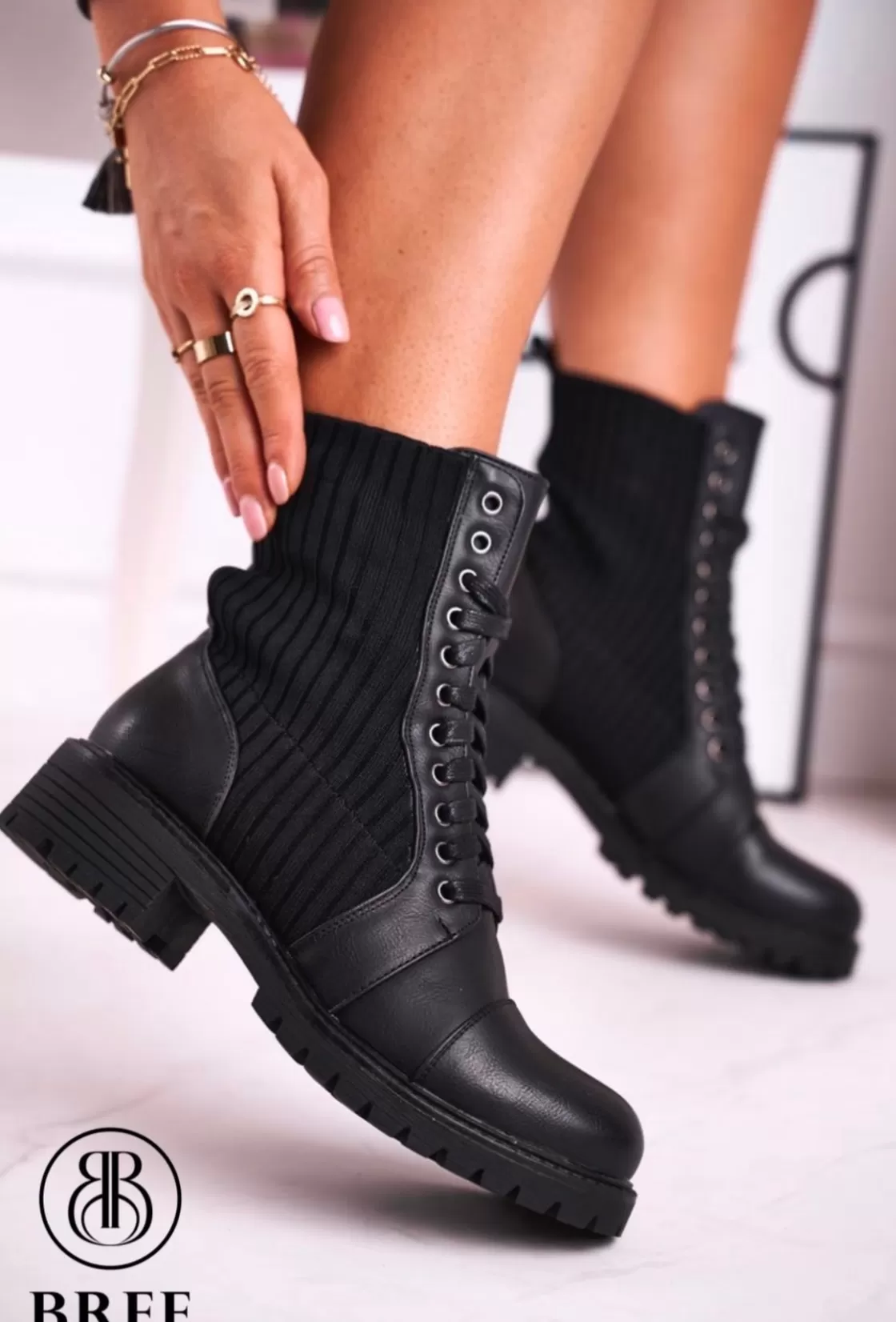 Boots*BREE Black Low Heeled Ankle Boots