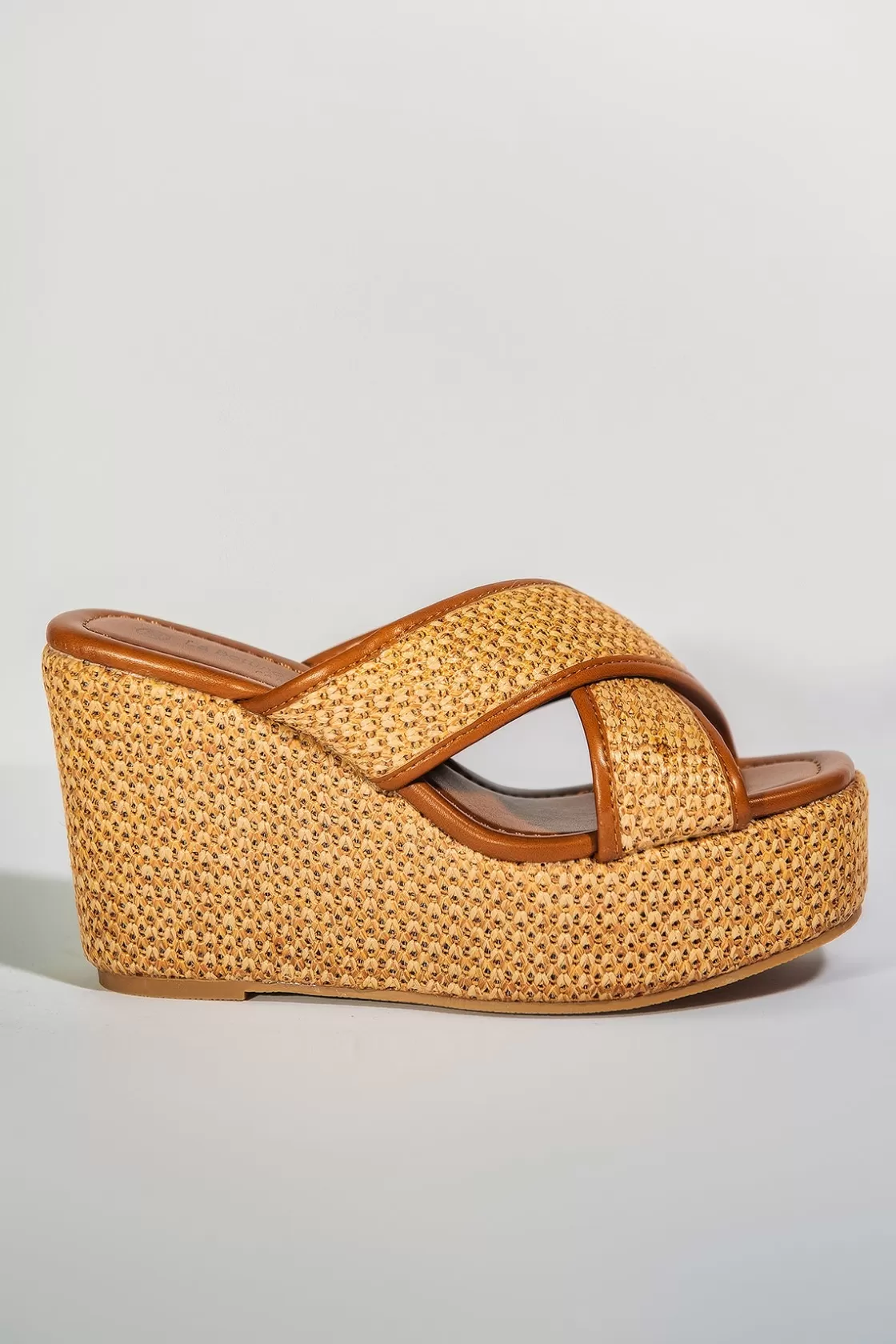 Sandals*BREE Bulky Summer Sandals - Camel