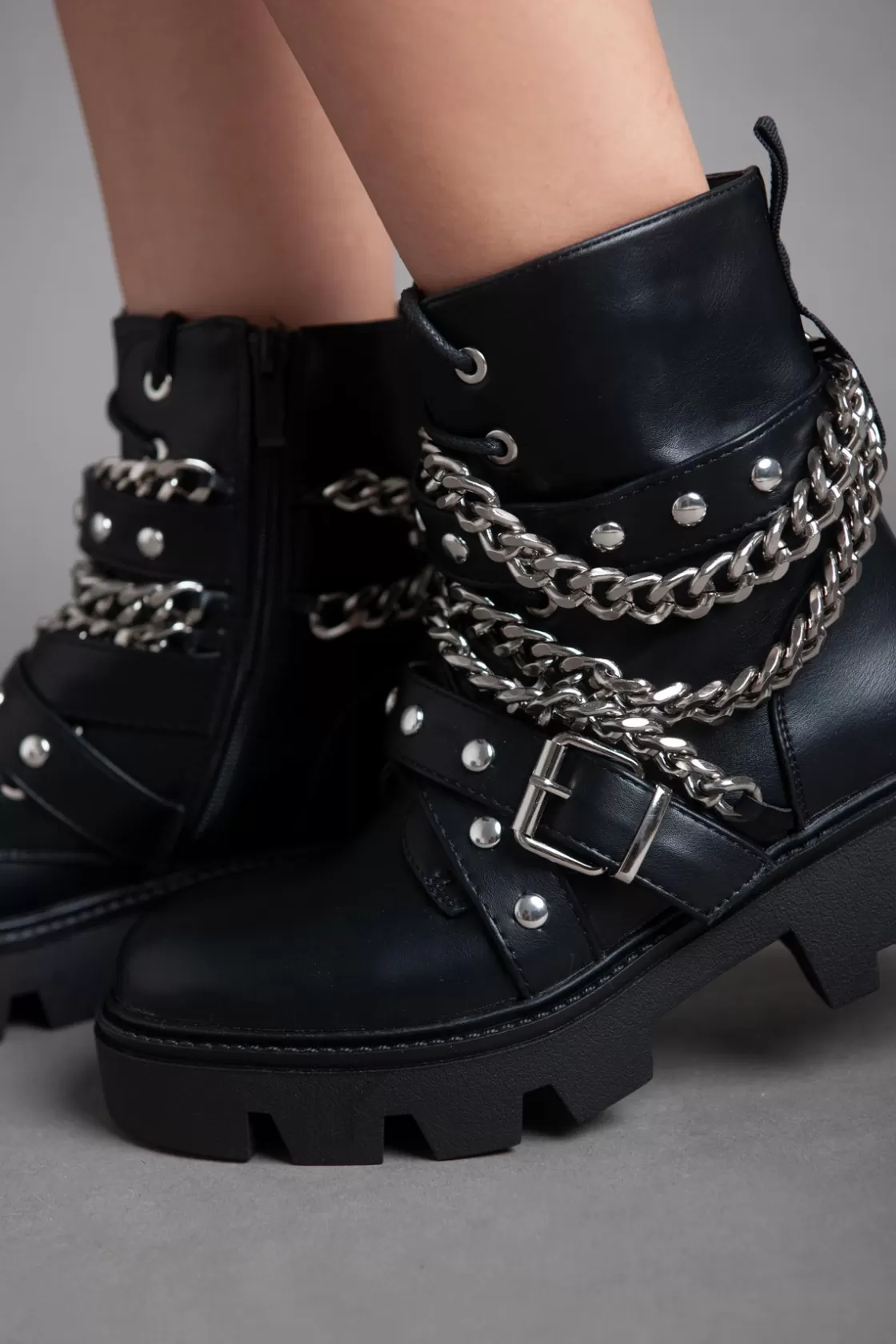 Boots*BREE Chains Casual Half Boot - Black