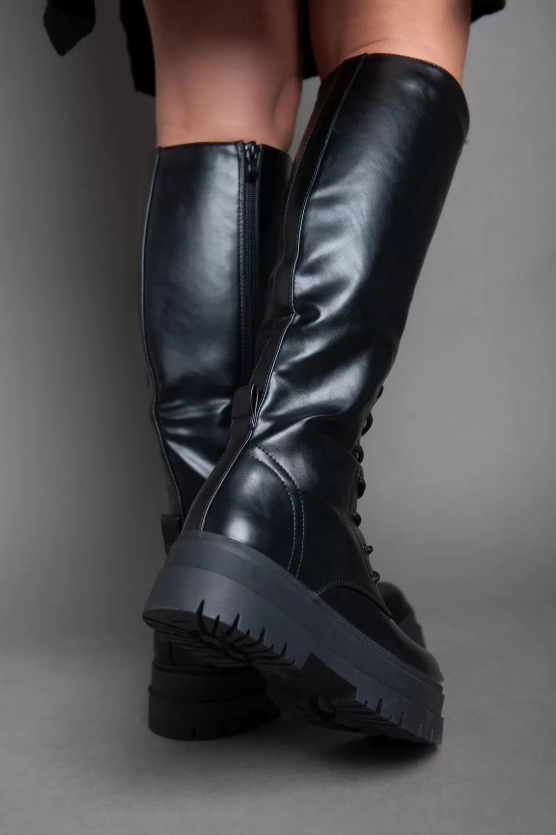 Boots*BREE Chunky Biker With Long Laces - Black