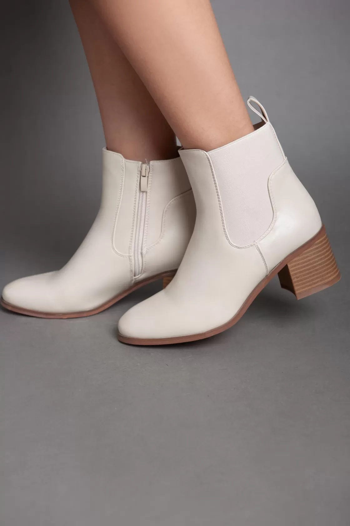 Boots*BREE Classic Ankle Boot - Beige