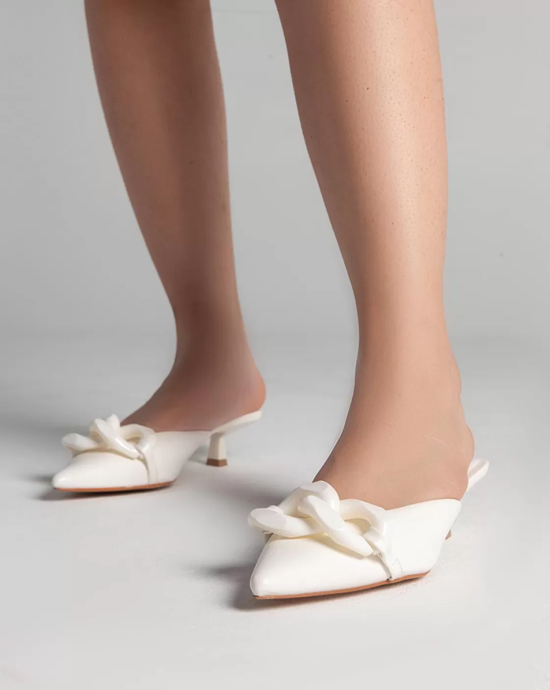 Sandals*BREE Closed Toe Mules - Sandals - White