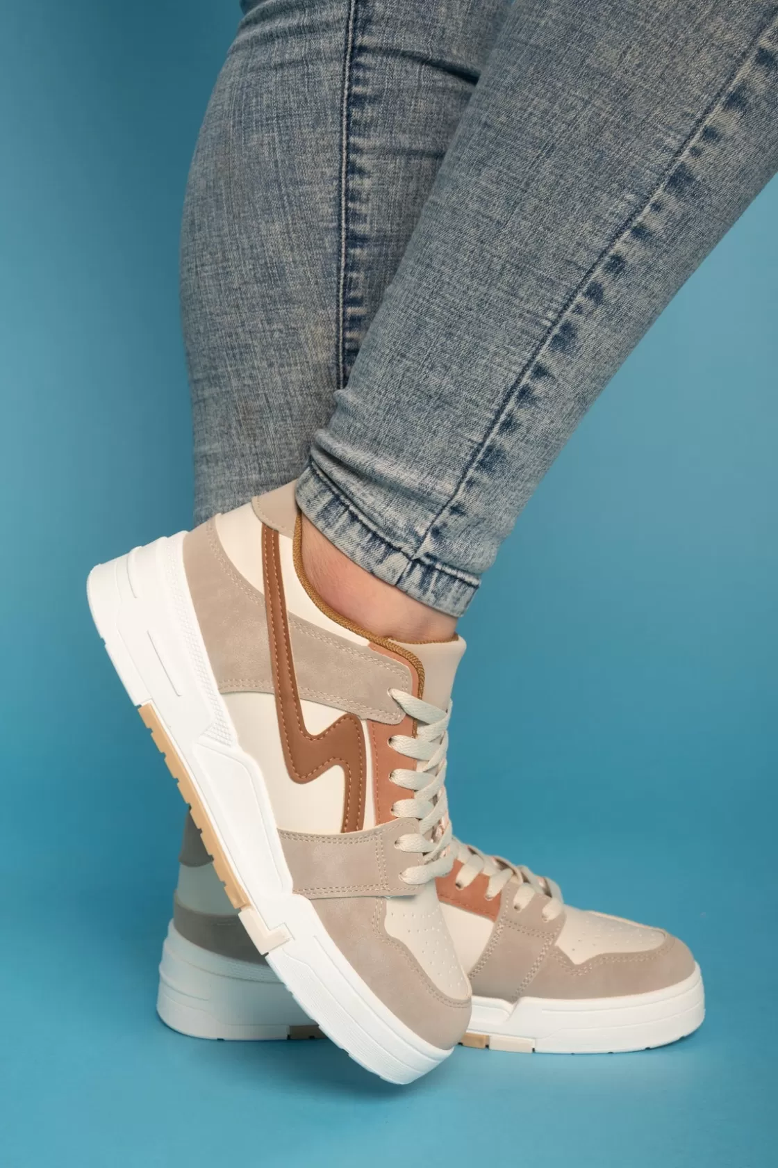 Sneakers*BREE Multi-Hue Sneakers - Khaki