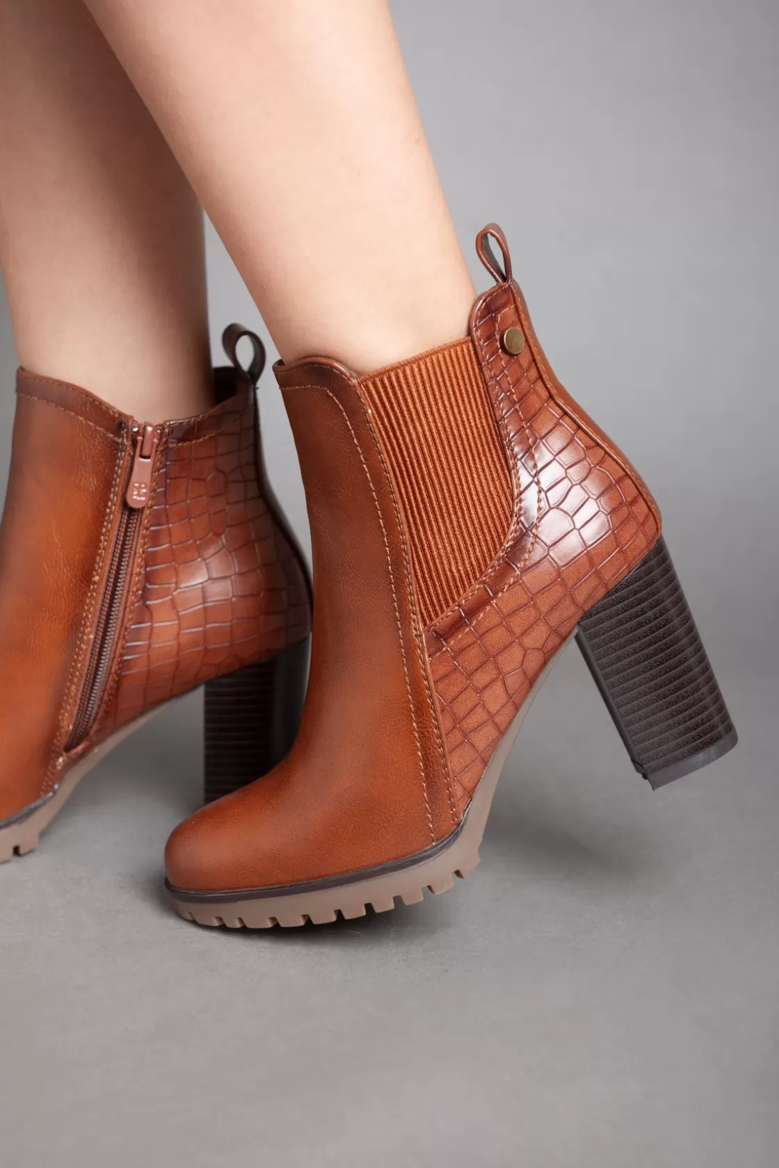 Boots*BREE Shiny Classy Ankle Boot - Camel