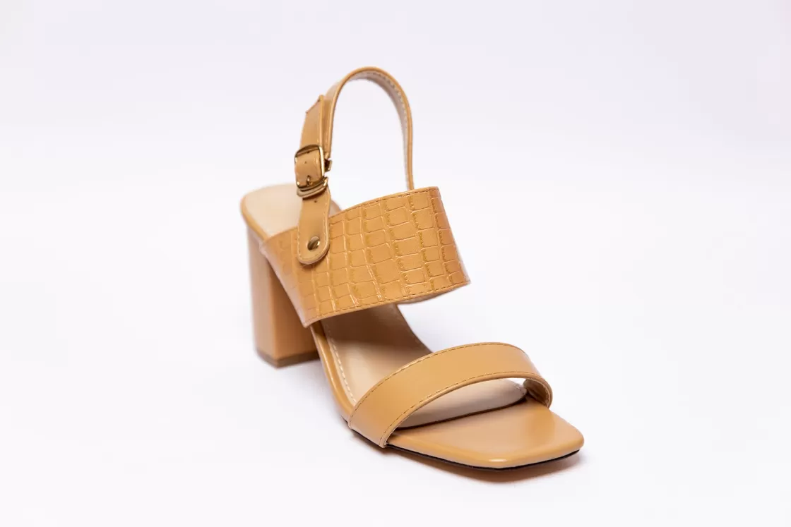 Sandals*BREE Strappy Chunky - Heeled