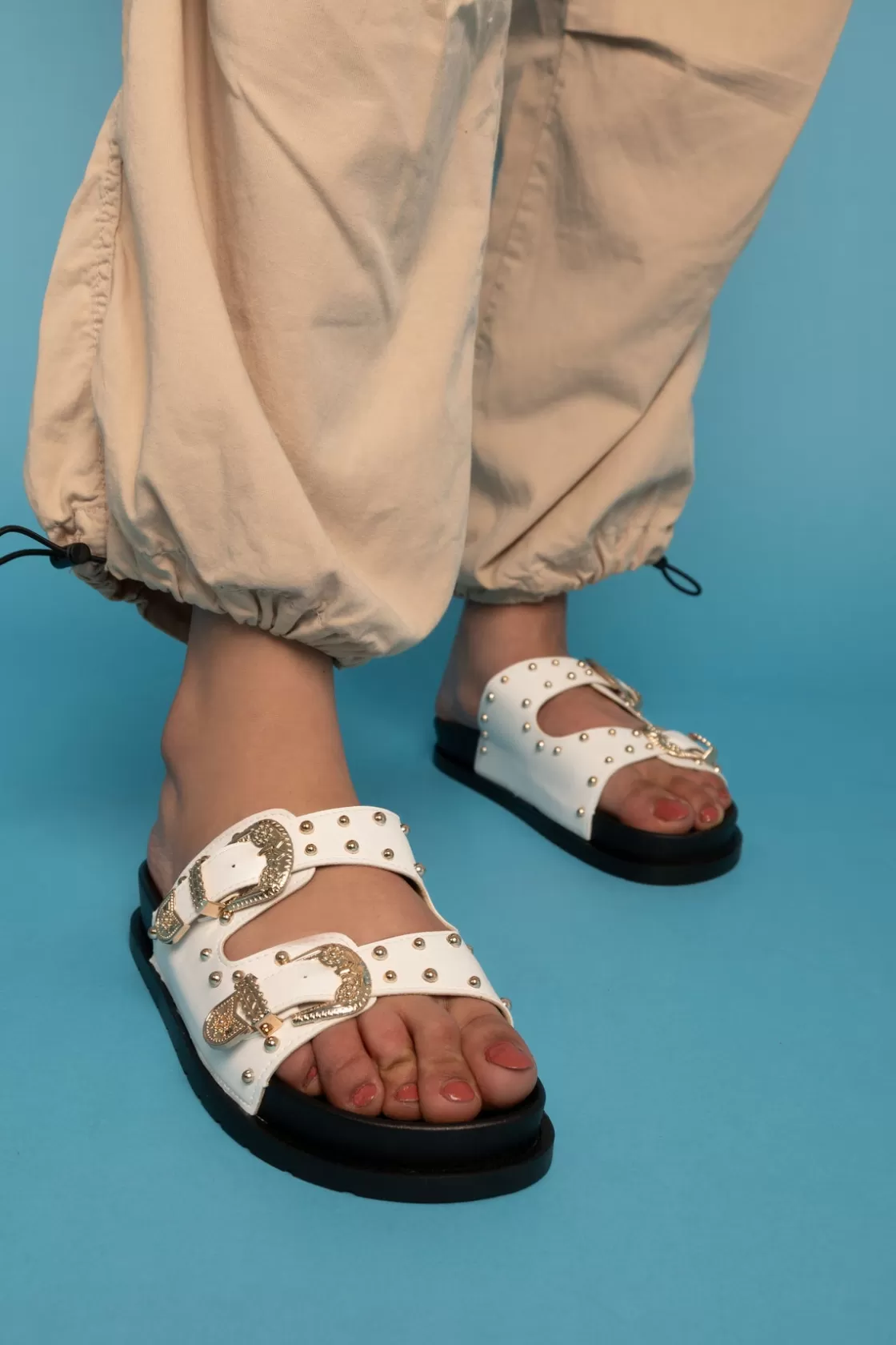 Sandals*BREE Vintage Charm Sandals - White